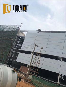 廠房外墻鋁單板安裝圖一
