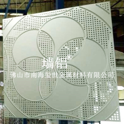 沖孔鋁單比